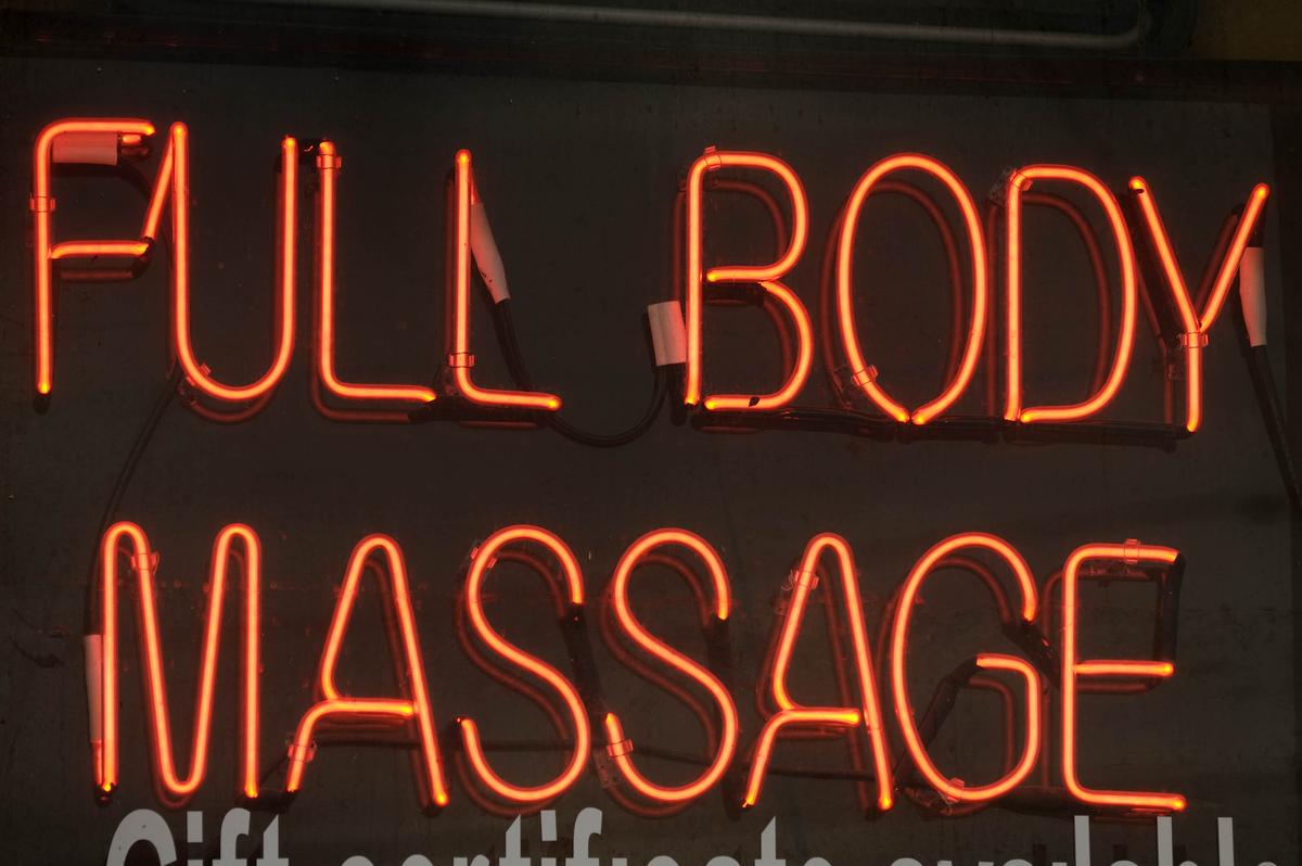 6 Moduri in care masajul erotic poate stimula dorinta sexuala